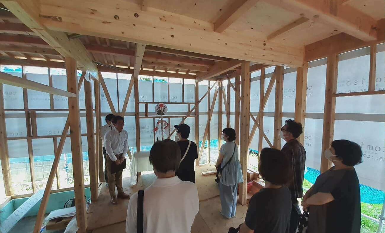 トミソー　上棟式の様子